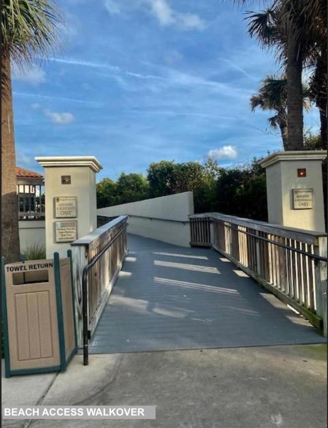 Gated Sawgrass Club In Sawgrass Country Club *